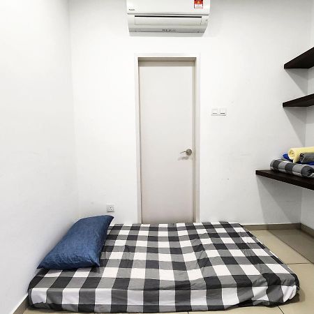Lavender Suite # Shah Alam I-City Block B Homestay # 2R1B #Free Wifi & Parking Exterior foto