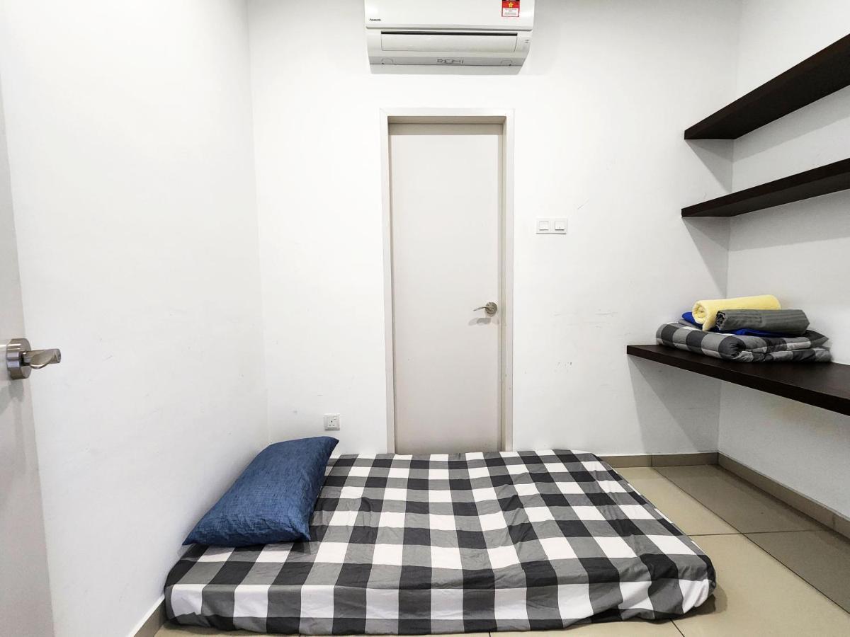 Lavender Suite # Shah Alam I-City Block B Homestay # 2R1B #Free Wifi & Parking Exterior foto